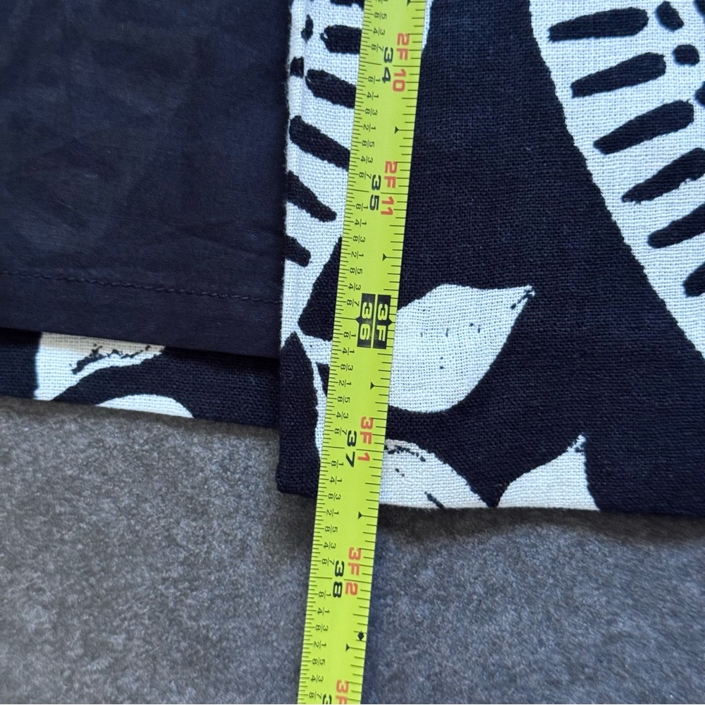 Parker the Kiley straight Midi Black and White leaf print needy Skirt woman's 8. - Picture 14 of 14